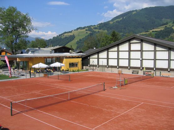 Tennisplatz